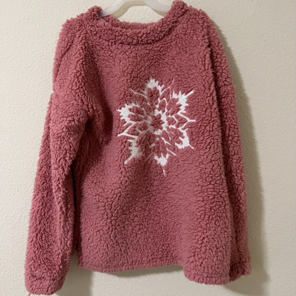 Pink fluffy wool sweater with sequin snowflake-M